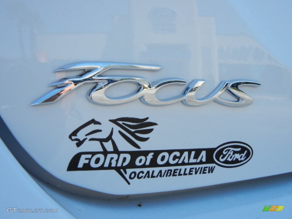 2012 Focus SE Sedan - Oxford White / Stone photo #4
