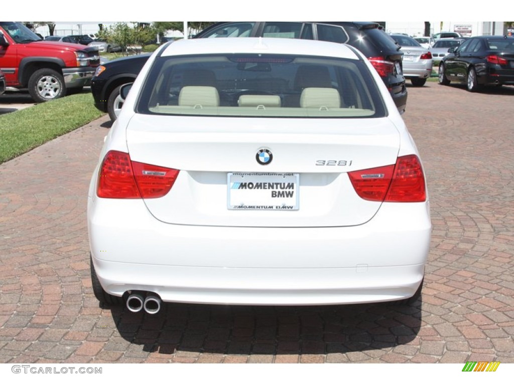 2011 3 Series 328i Sedan - Alpine White / Beige Dakota Leather photo #7