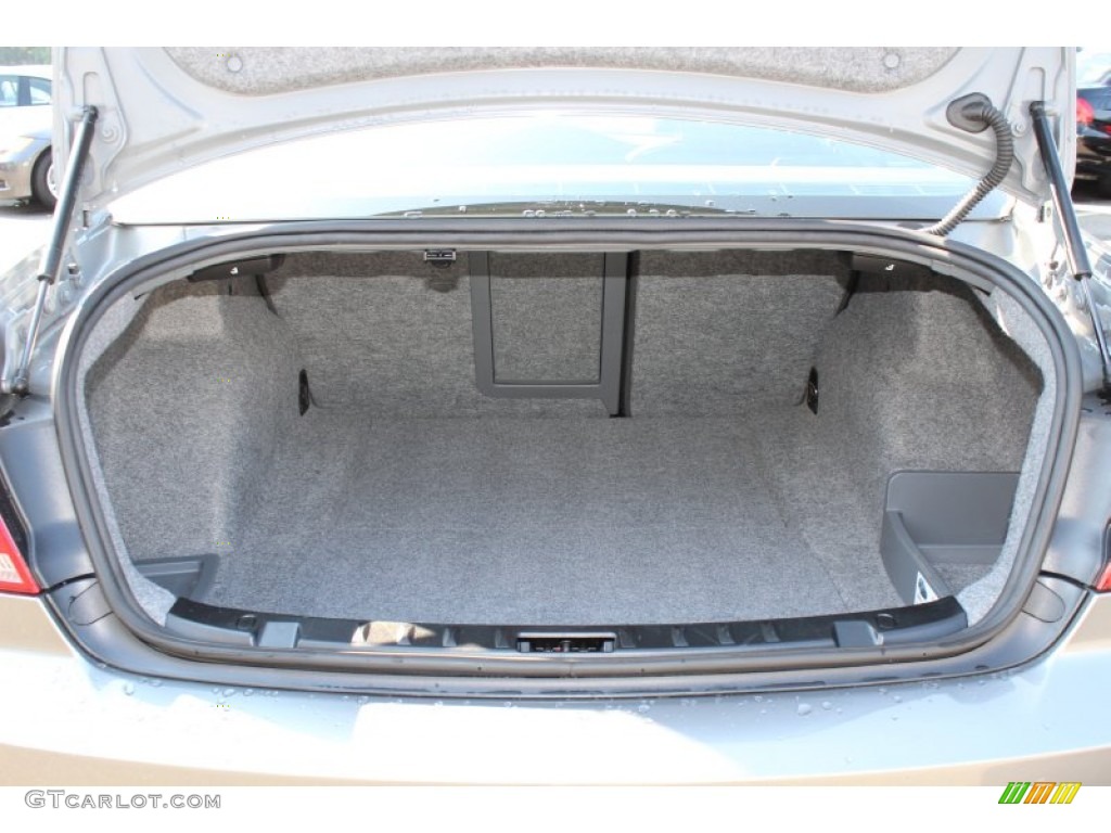 2009 BMW 3 Series 335xi Coupe Trunk Photo #54760806
