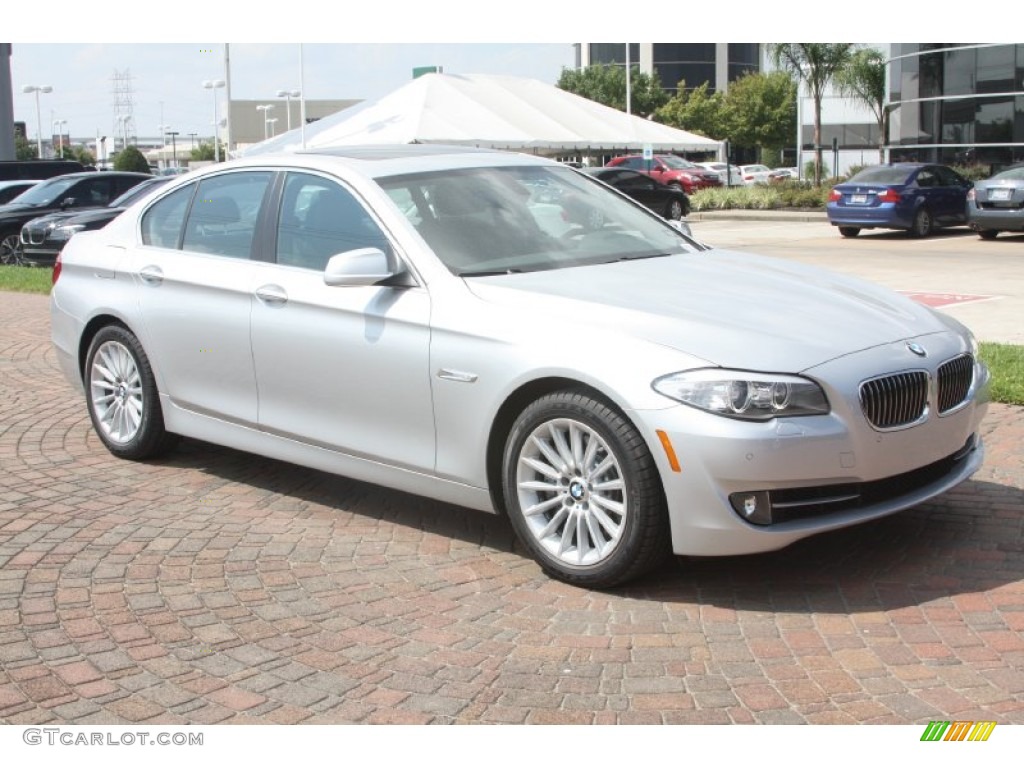 Titanium Silver Metallic 2011 BMW 5 Series 535i Sedan Exterior Photo #54761371