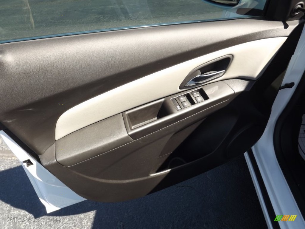 2011 Chevrolet Cruze LS Jet Black/Medium Titanium Door Panel Photo #54762286