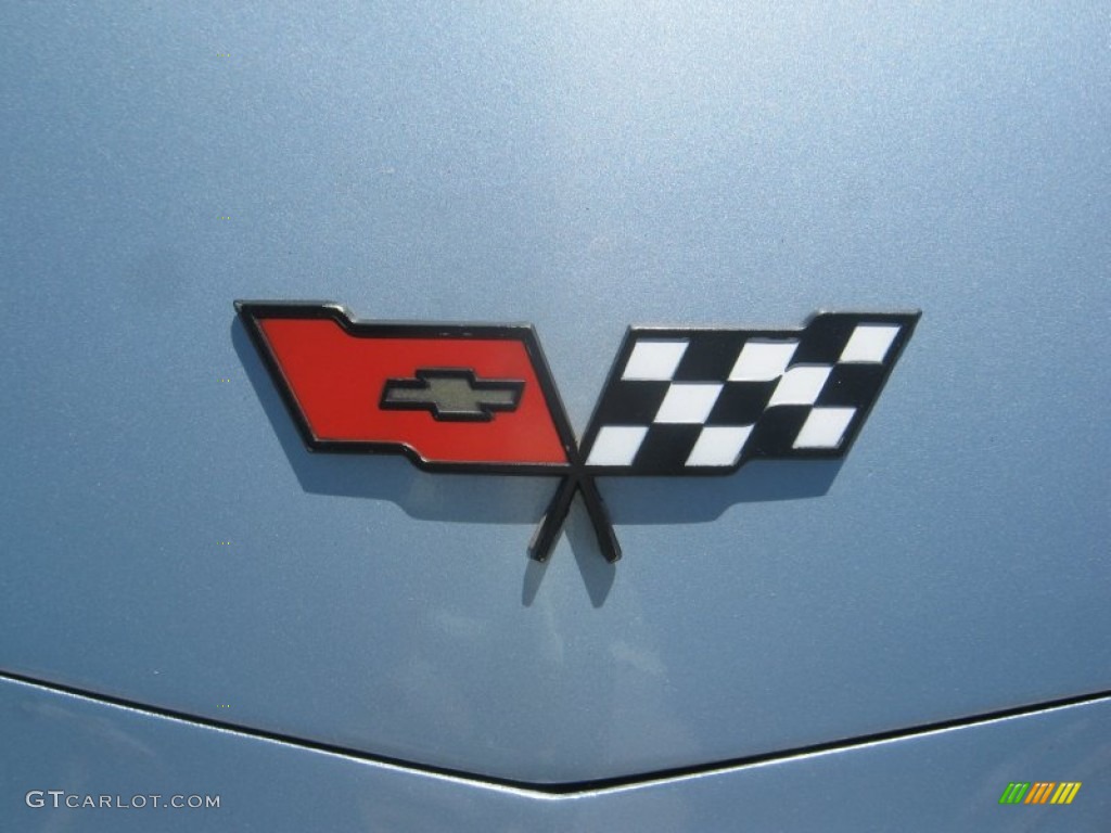 1982 Chevrolet Corvette Coupe Marks and Logos Photos