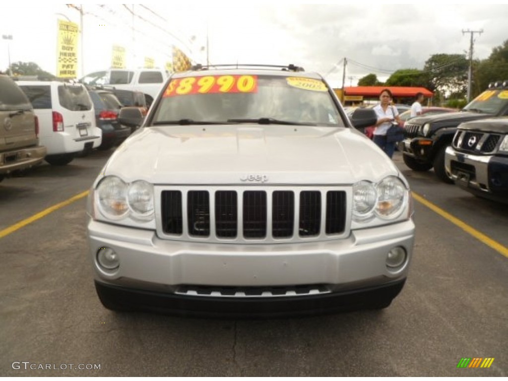 2005 Grand Cherokee Laredo - Bright Silver Metallic / Medium Slate Gray photo #3