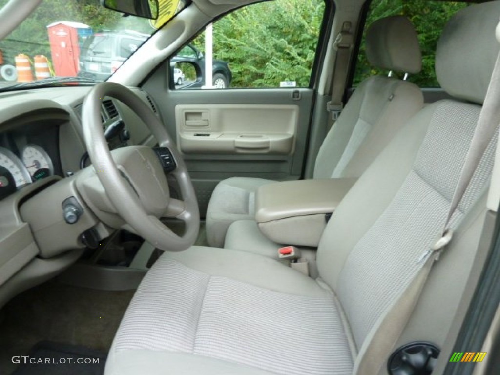 Khaki Interior 2007 Dodge Dakota SLT Quad Cab 4x4 Photo #54764623