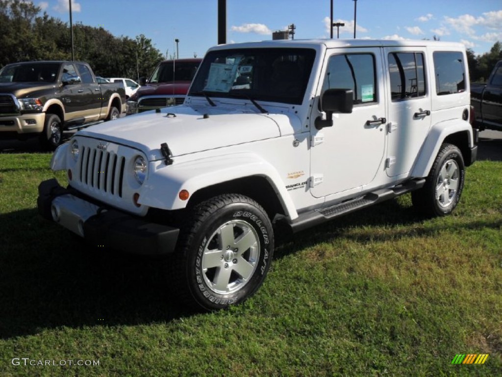 2012 Wrangler Unlimited Sahara 4x4 - Bright White / Black/Dark Saddle photo #1