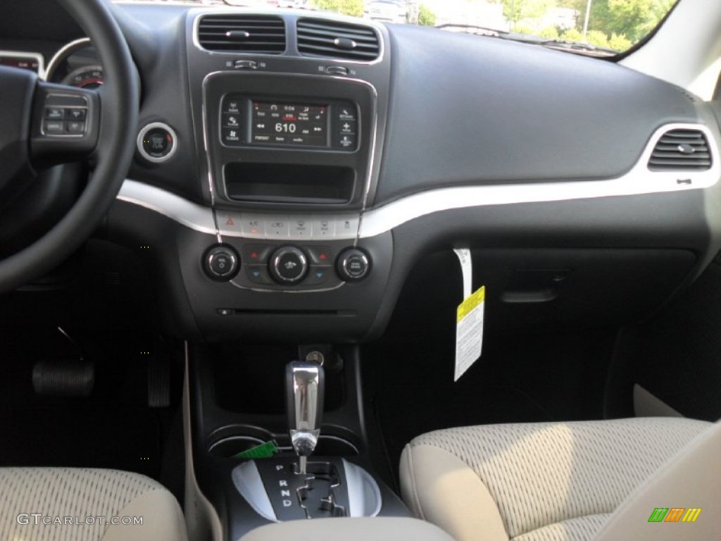 2012 Journey SXT - Brilliant Black Crystal Pearl / Black/Light Frost Beige photo #15