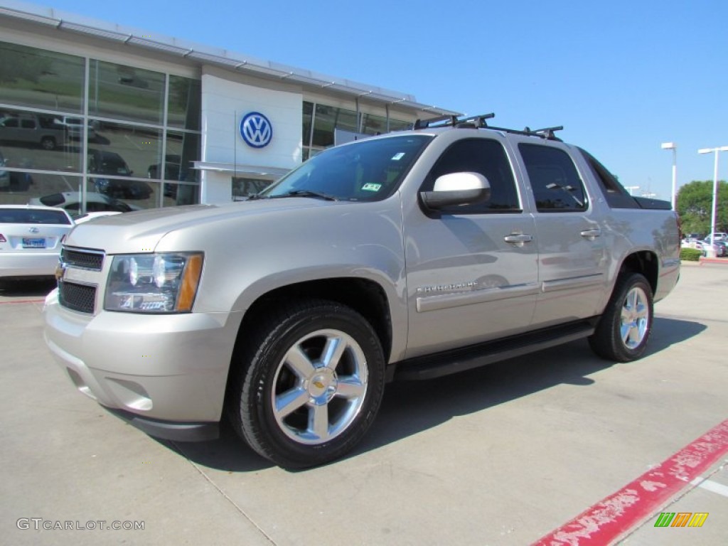 Silver Birch Metallic Chevrolet Avalanche