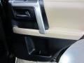 Black - 4Runner SR5 4x4 Photo No. 23