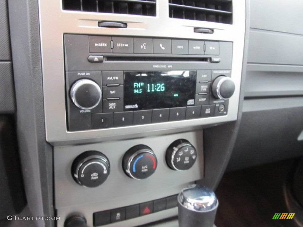 2011 Dodge Nitro Heat 4x4 Audio System Photo #54770928