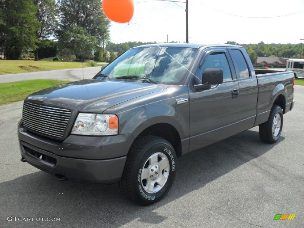 2006 F150 STX SuperCab 4x4 - Dark Shadow Grey Metallic / Medium Flint photo #1