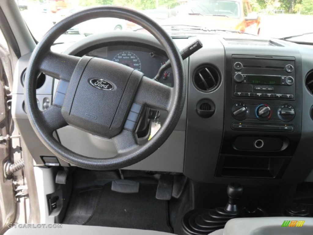 2006 F150 STX SuperCab 4x4 - Dark Shadow Grey Metallic / Medium Flint photo #15