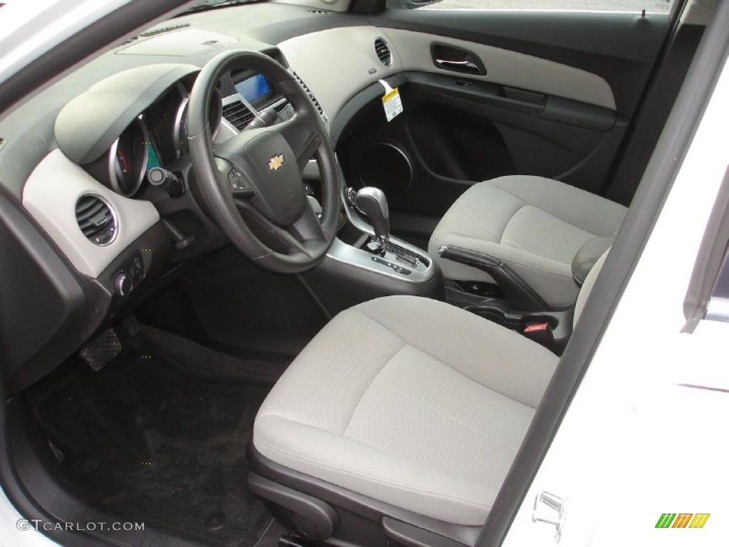 Medium Titanium Interior 2011 Chevrolet Cruze LT Photo #54771805