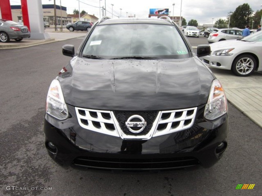 2011 Rogue SL AWD - Wicked Black / Black photo #2