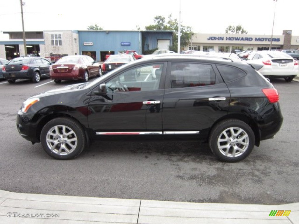 2011 Rogue SL AWD - Wicked Black / Black photo #4