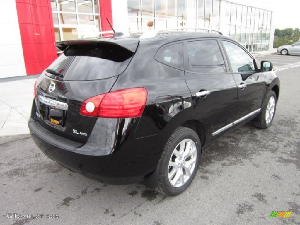 2011 Rogue SL AWD - Wicked Black / Black photo #7