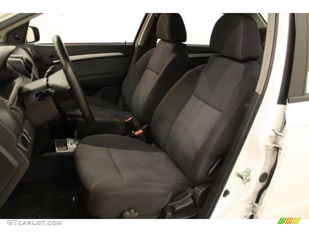 2010 Aveo LT Sedan - Summit White / Charcoal photo #6