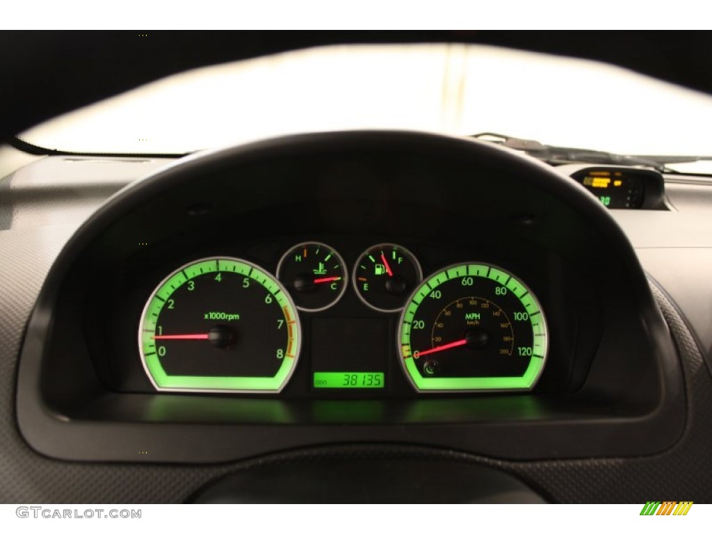 2010 Aveo LT Sedan - Summit White / Charcoal photo #7