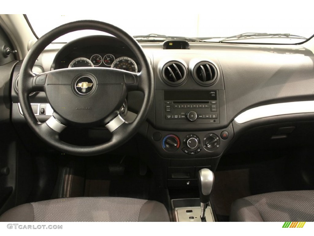 2010 Aveo LT Sedan - Summit White / Charcoal photo #13