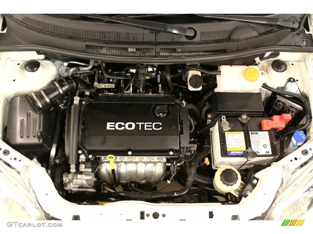 2010 Aveo LT Sedan - Summit White / Charcoal photo #15