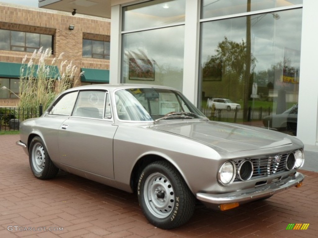 Gray 1974 Alfa Romeo GTV 2000 Exterior Photo #54782835