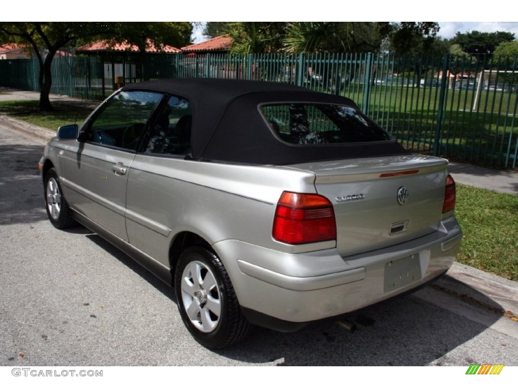 2001 Cabrio GLX - Desert Wind Metallic / Black photo #7