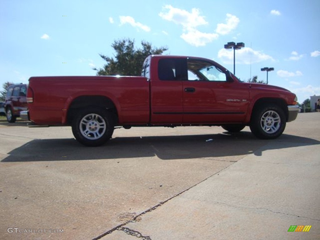 2002 Dakota SLT Club Cab - Flame Red / Dark Slate Gray photo #6