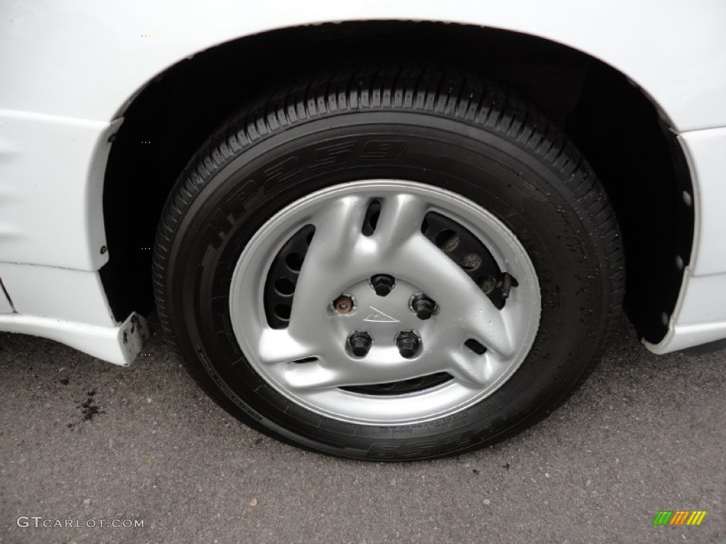 2000 Pontiac Grand Am SE Sedan Wheel Photo #54790848