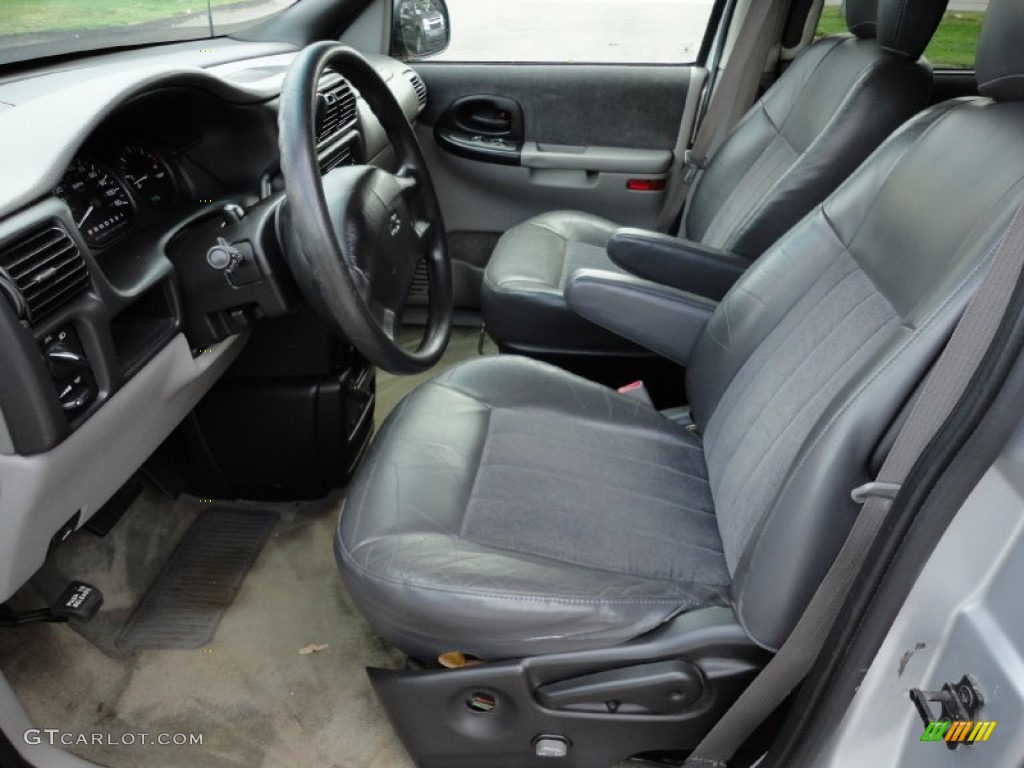 Medium Gray Interior 2002 Chevrolet Venture LT Photo #54791076