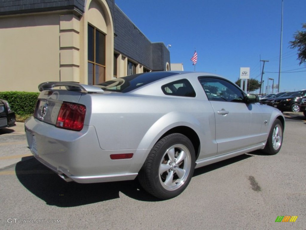 2009 Mustang GT Premium Coupe - Brilliant Silver Metallic / Dark Charcoal photo #3