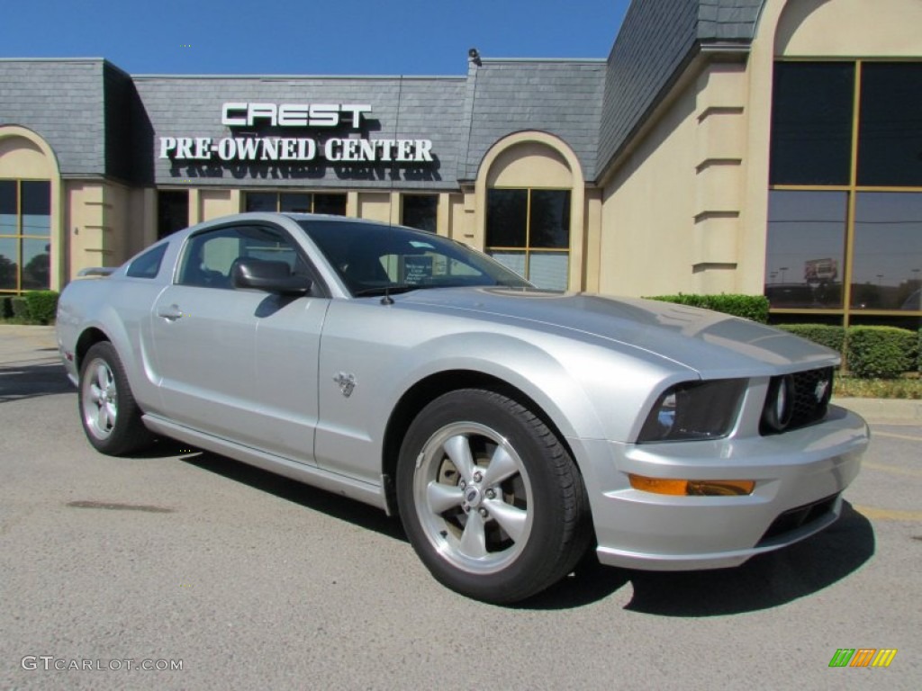 2009 Mustang GT Premium Coupe - Brilliant Silver Metallic / Dark Charcoal photo #5