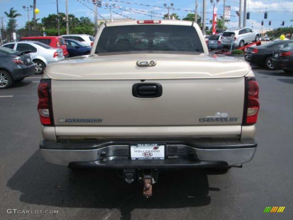 2004 Silverado 1500 LS Extended Cab - Sandstone Metallic / Tan photo #7