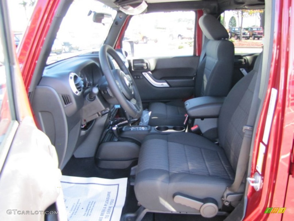 Black Interior 2012 Jeep Wrangler Unlimited Sahara 4x4 Photo #54796460