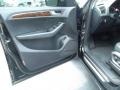 Brilliant Black - Q5 3.2 quattro Photo No. 15