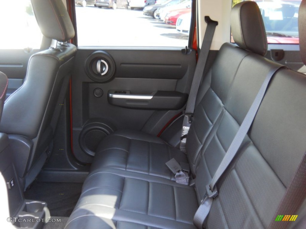 2007 Nitro R/T 4x4 - Sunburst Orange Pearl / Dark Slate Gray photo #21