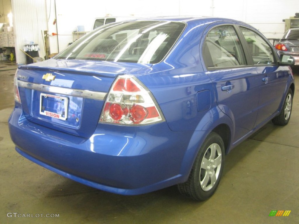 2010 Aveo LT Sedan - Bright Blue / Charcoal photo #2