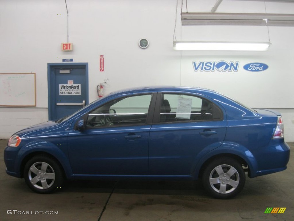 2010 Aveo LT Sedan - Bright Blue / Charcoal photo #10