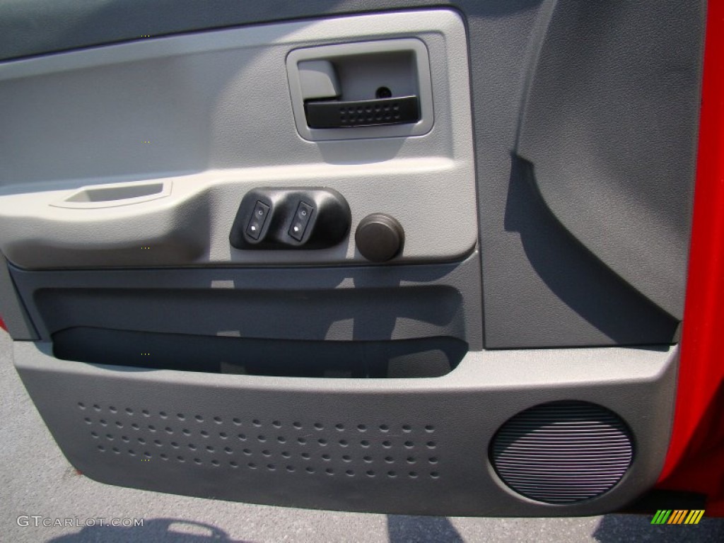 2005 Dodge Dakota ST Club Cab 4x4 Medium Slate Gray Door Panel Photo #54800958