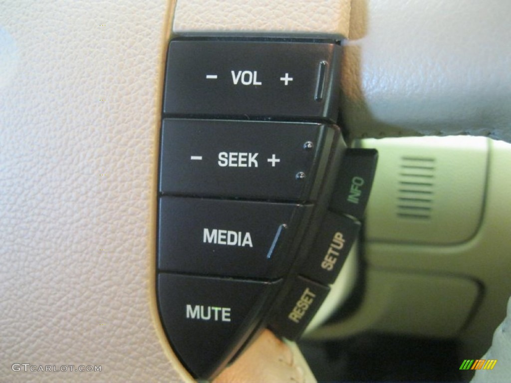 2006 Ford Five Hundred Limited Controls Photos
