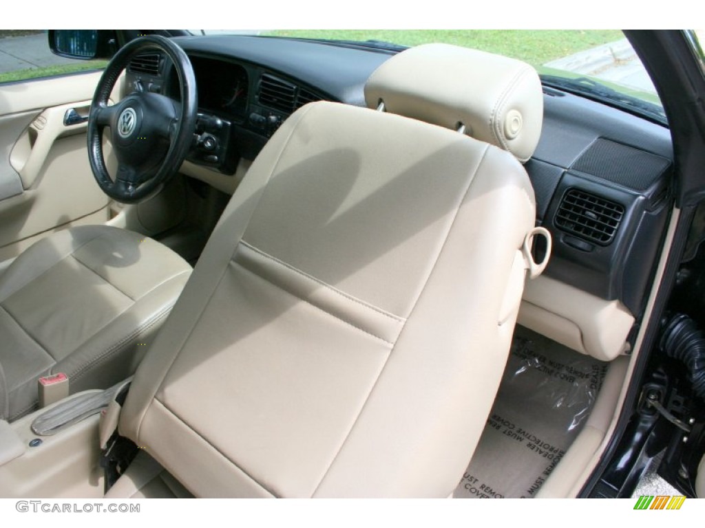 2002 Cabrio GLS - Black / Beige photo #48