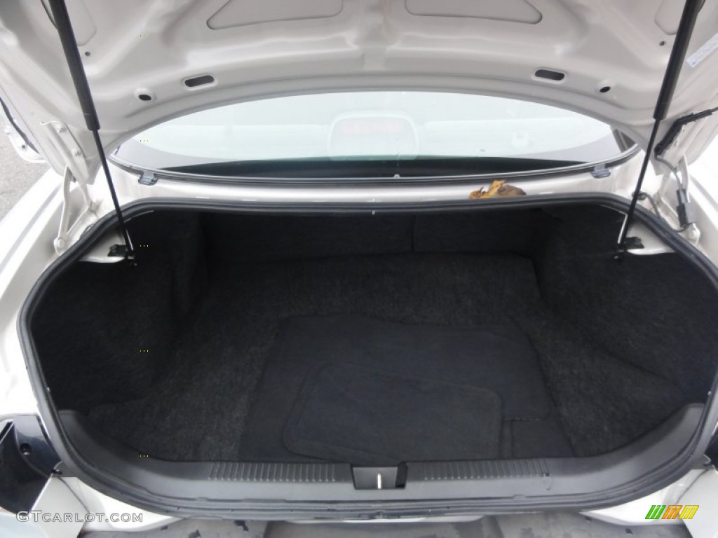 2003 Ford Escort ZX2 Coupe Trunk Photo #54803644