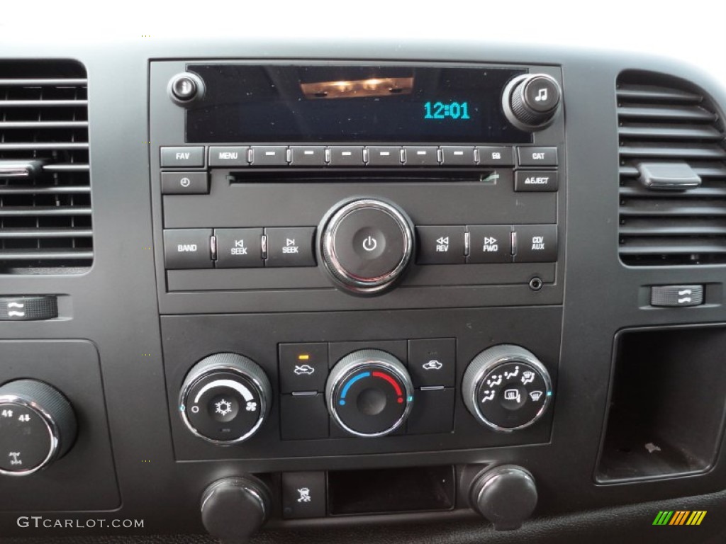 2009 Chevrolet Silverado 1500 LT Extended Cab 4x4 Audio System Photo #54805333