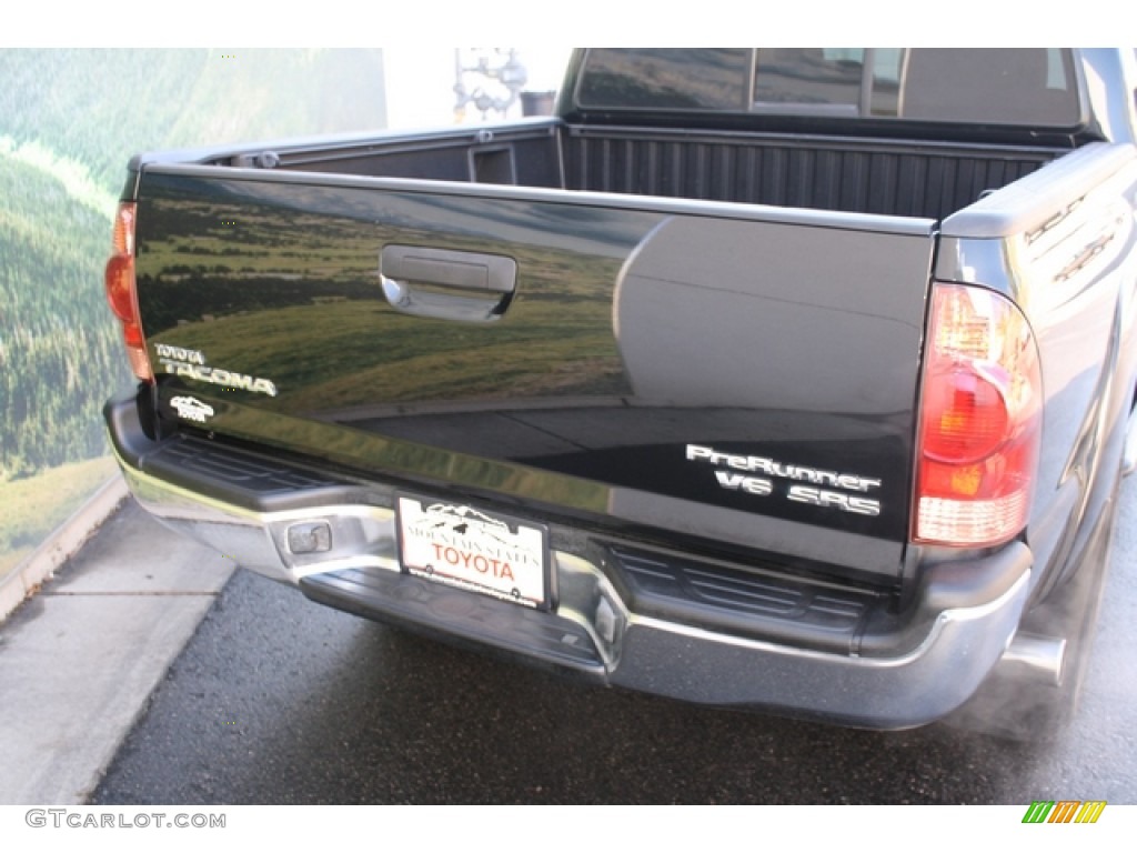 2006 Tacoma V6 PreRunner Double Cab - Black Sand Pearl / Graphite Gray photo #18