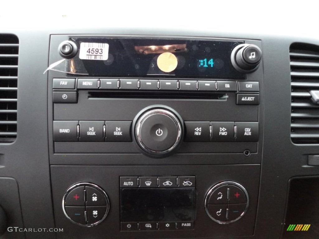 2012 GMC Sierra 1500 SLE Extended Cab 4x4 Controls Photo #54807670