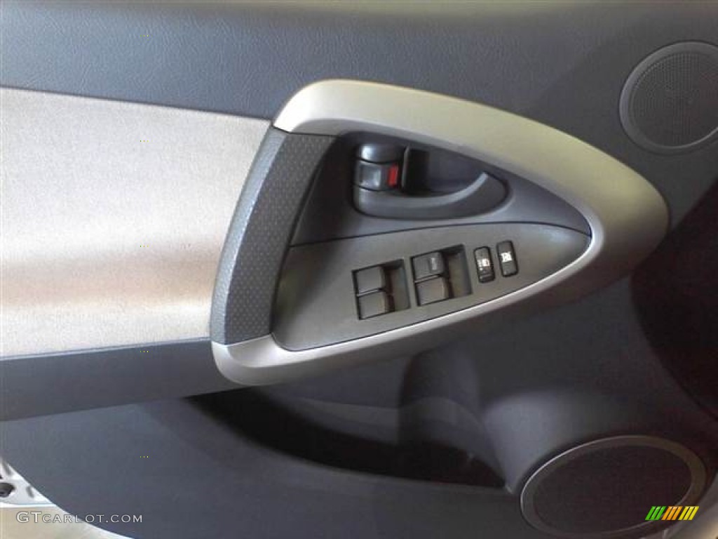 2007 RAV4 I4 - Classic Silver Metallic / Ash Gray photo #12