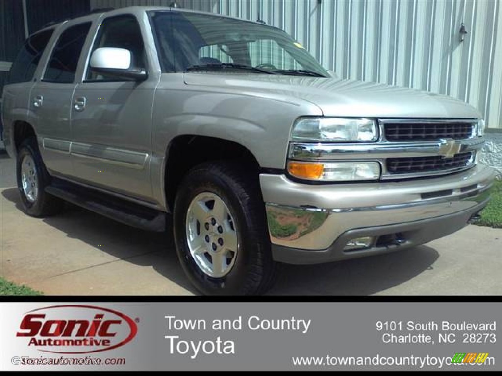2004 Tahoe LT 4x4 - Silver Birch Metallic / Gray/Dark Charcoal photo #1