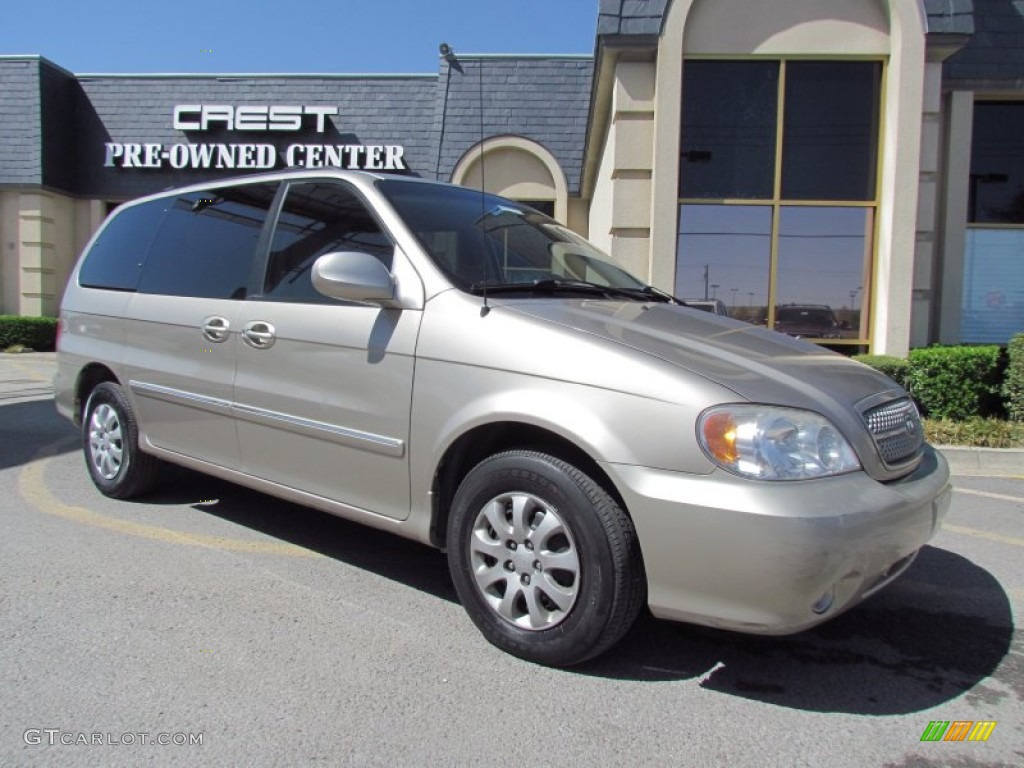 2005 Sedona LX - Silky Beige Metallic / Beige photo #5