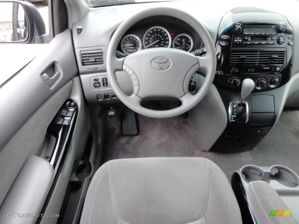 2005 Sienna LE AWD - Phantom Gray Pearl / Stone photo #27