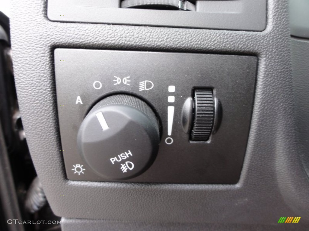 2010 Dodge Challenger SRT8 Controls Photo #54811921