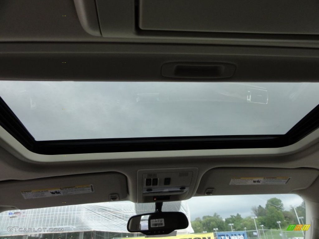 2012 Cadillac Escalade Platinum AWD Sunroof Photos