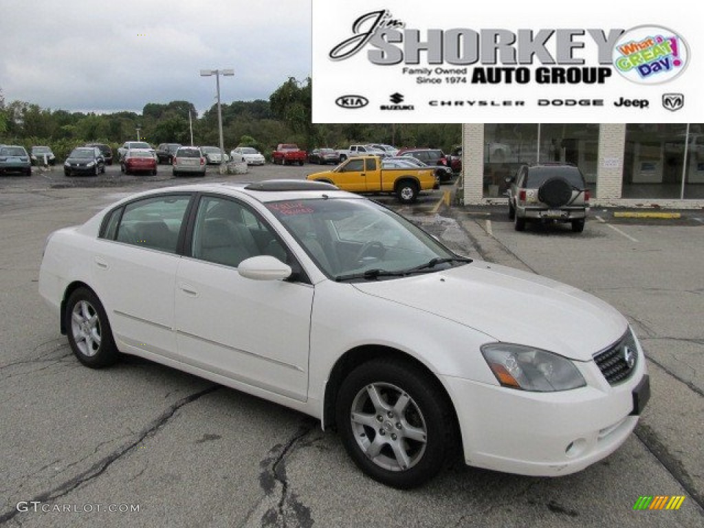 2005 Altima 2.5 SL - Satin White Pearl / Blond photo #1